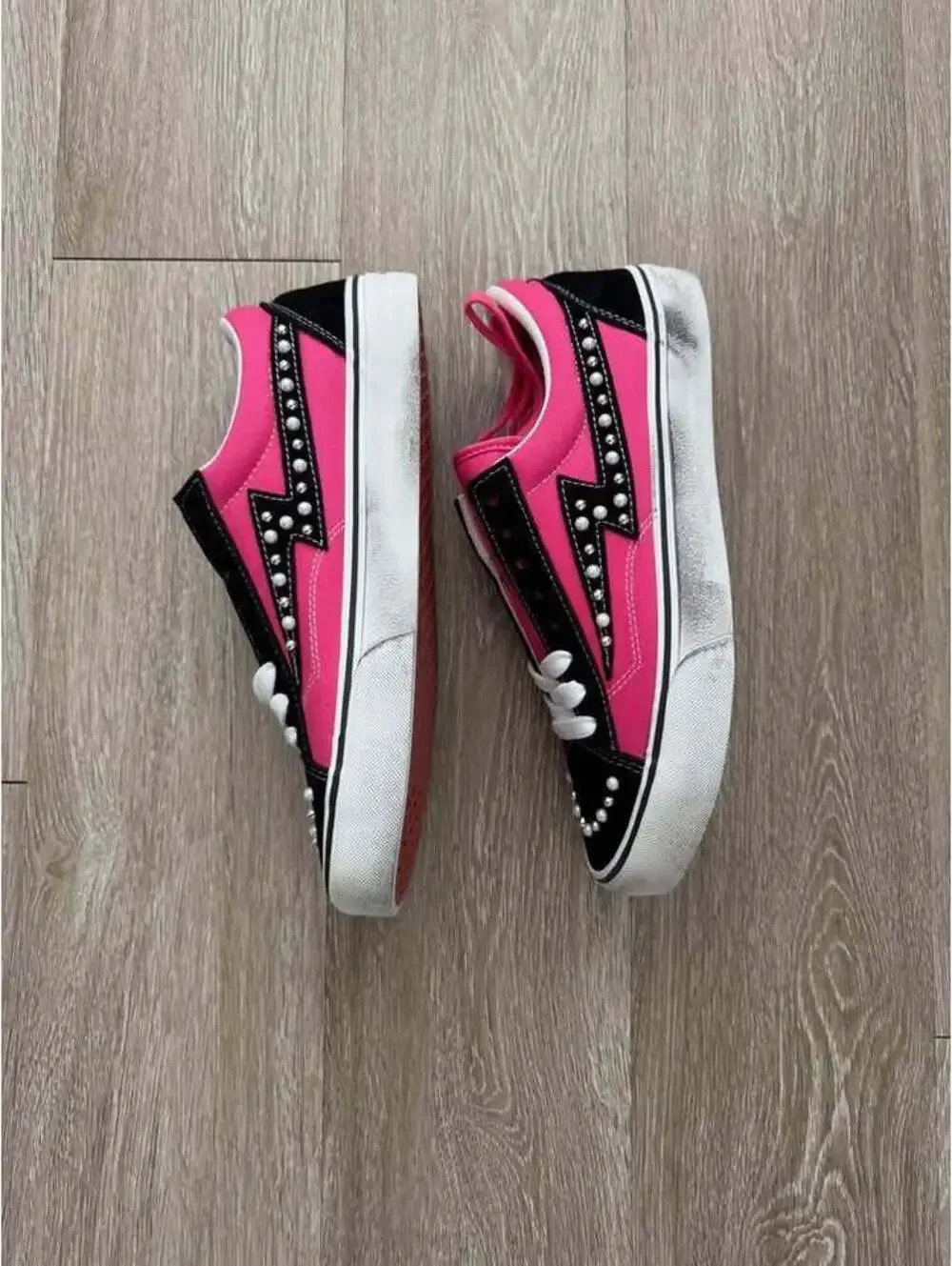 Vans Premium Old Skool 36 shoes in Fuchsia Red,  #skateboarding #customsneakers